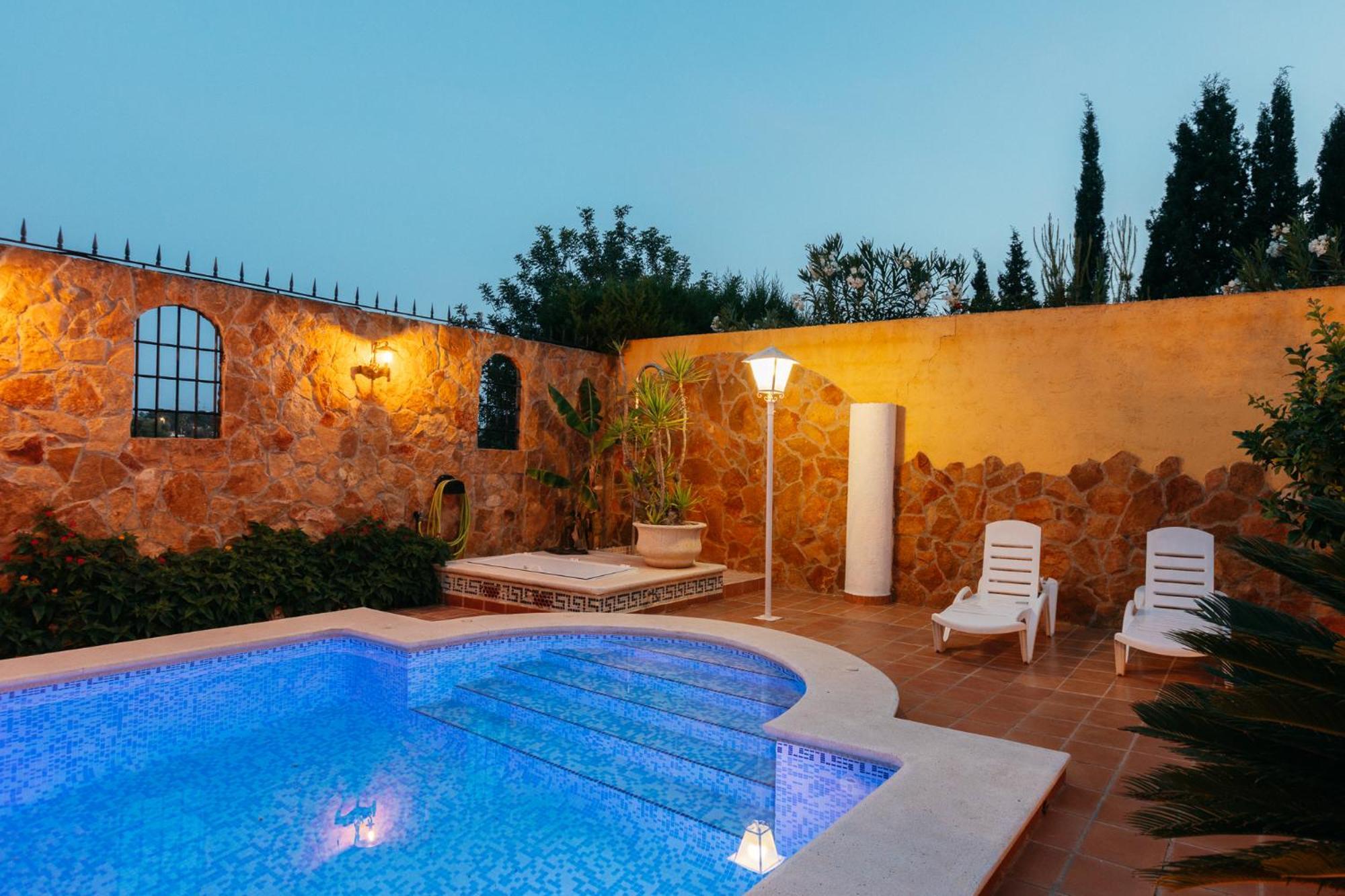 Casa vacanze Chalet, Rodeada De Naturaleza Piscina A Doce Klm De Y 7 Del Aeropuerto *